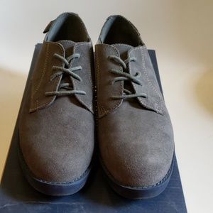 GH Bass Gray Suede Oxford Shoes With Blue Sol